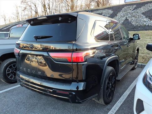 Used 2024 Toyota Sequoia Limited image 3