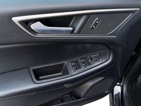 Used 2022 Ford Edge SEL image 15
