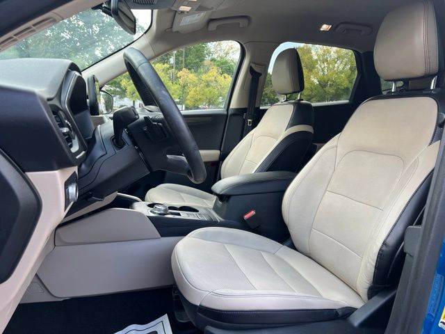 Used 2020 Ford Escape Titanium AWD/4WD image 12