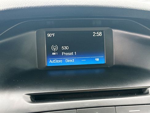 Used 2017 Ford Focus SE FWD image 19