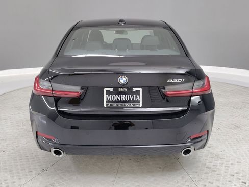 Used 2025 BMW 330i Sedan w/ Convenience Package image 7