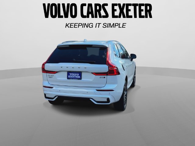 Certified 2024 Volvo XC60 B5 Plus w/ Protection Package Premier AWD/4WD image 10