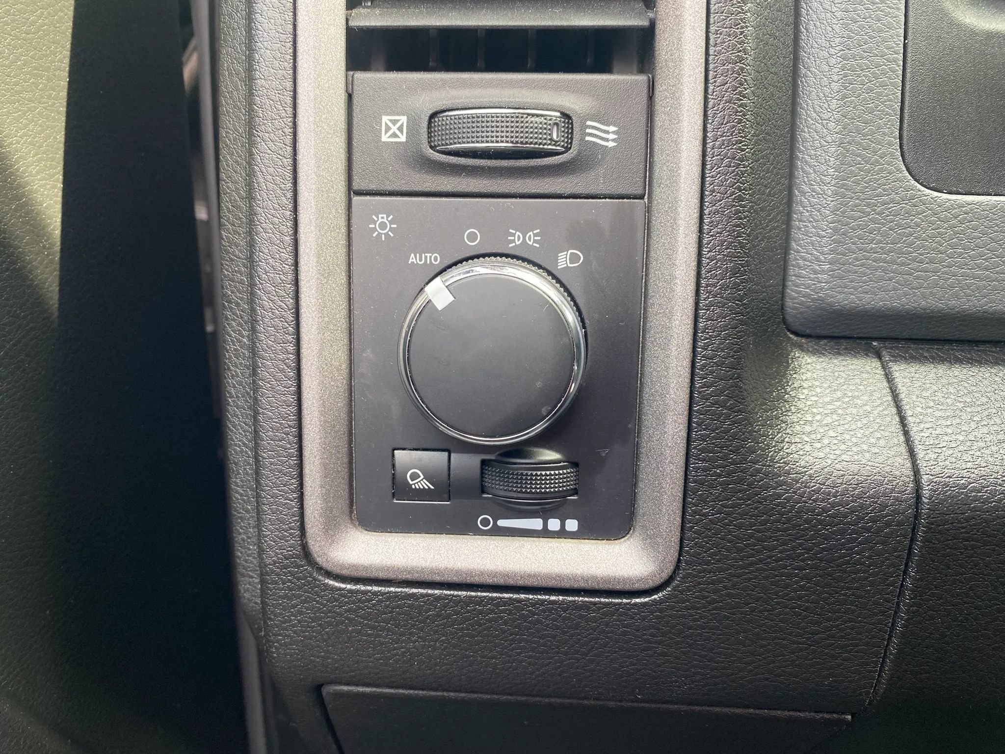 Used 2019 RAM 1500 Tradesman w/ Popular Equipment Group RWD image 15