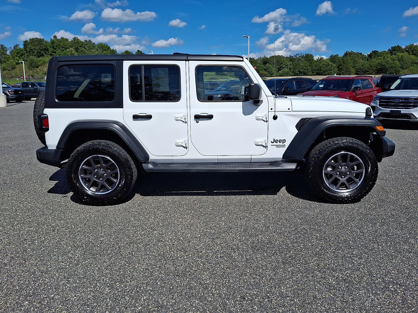 Used 2019 Jeep Wrangler Unlimited Sport AWD/4WD image 8