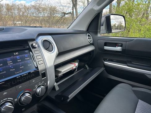 Used 2015 Toyota Tundra SR5 w/ TRD Off Road Package image 19