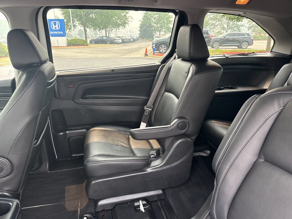 Used 2023 Honda Odyssey Touring image 21