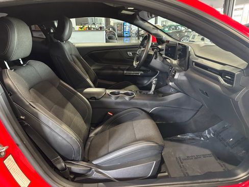 Used 2024 Ford Mustang Coupe RWD image 17