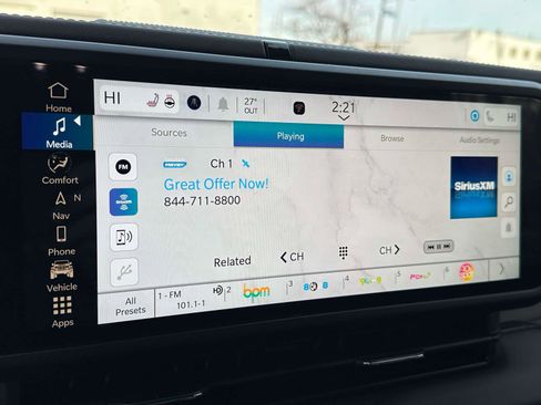 Used 2025 Jeep Wrangler Unlimited Sahara w/ Safety Group image 23