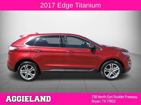 Used 2017 Ford Edge Titanium w/ Technology Package FWD image 2
