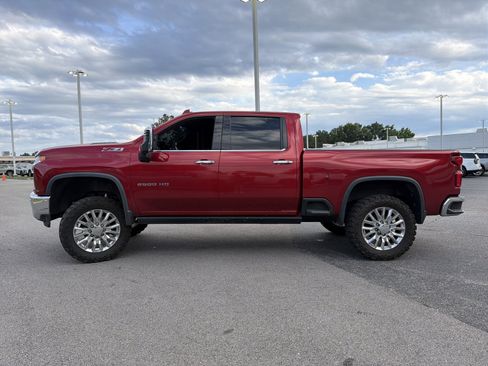 Used 2022 Chevrolet Silverado 2500 LTZ w/ LTZ Premium Package AWD/4WD image 9