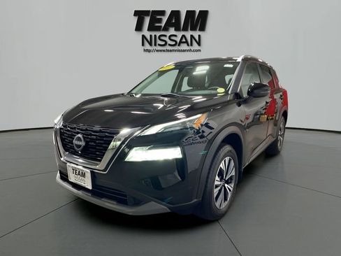 Certified 2022 Nissan Rogue SV w/ SV Premium Package AWD/4WD image 3