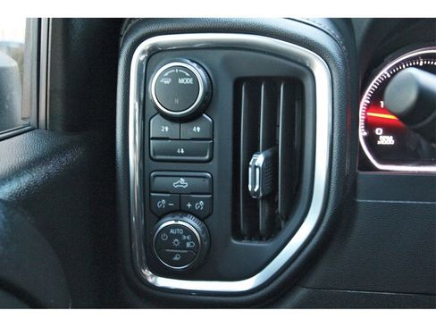 Used 2023 Chevrolet Silverado 2500 LT image 18