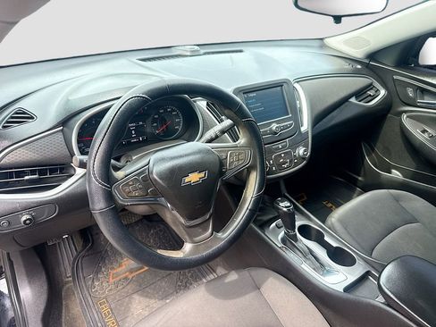 Used 2016 Chevrolet Malibu LS w/ LPO, Convenience Package 2 FWD image 10