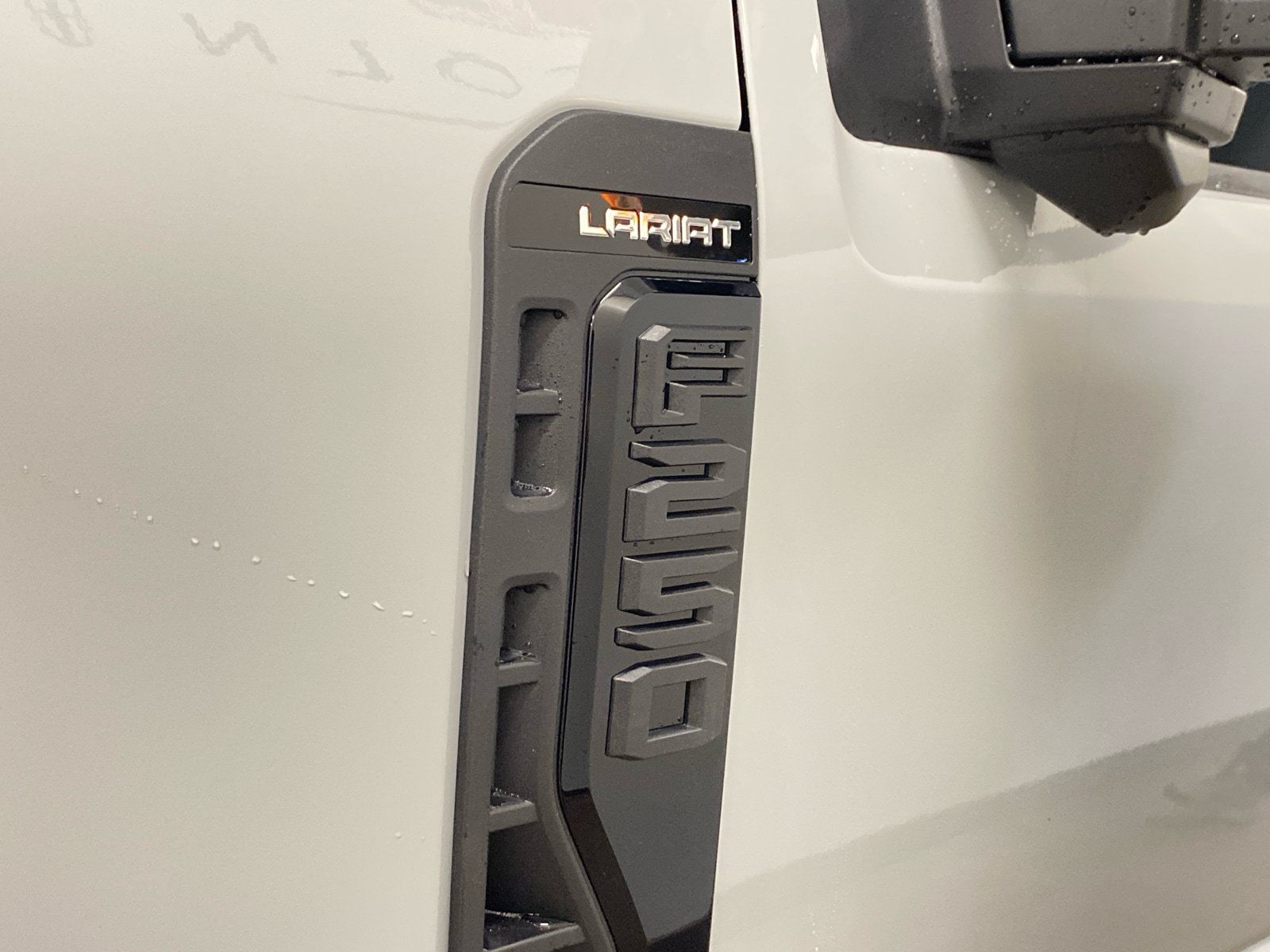 New 2026 Ford F250 Lariat w/ Tremor Off-Road Package AWD/4WD image 13