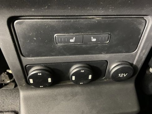 Used 2017 Jaguar F-PACE R-Sport image 19