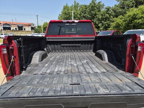 Certified 2024 GMC Sierra 2500 Denali w/ Denali Reserve Package AWD/4WD image 9