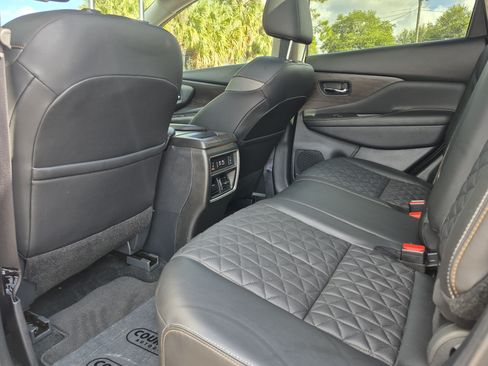 Certified 2022 Nissan Murano Platinum w/ Cargo Package AWD/4WD image 20