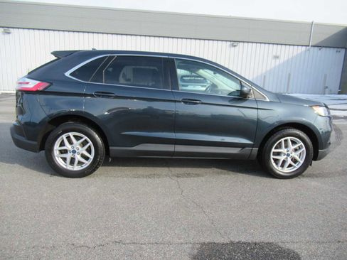 Used 2022 Ford Edge SEL w/ Convenience Package image 4