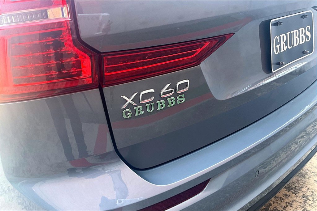 Used 2024 Volvo XC60 B5 Ultimate AWD/4WD image 43