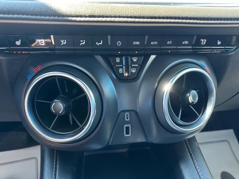 Used 2022 Chevrolet Blazer Premier image 16