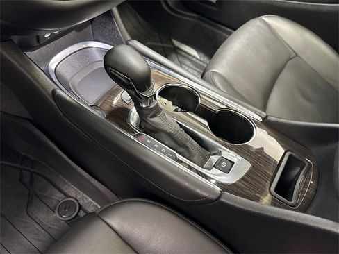 Used 2025 Chevrolet Malibu LT w/ Midnight Edition image 22