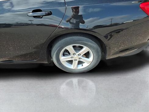 Used 2024 Chevrolet Malibu LS FWD image 21