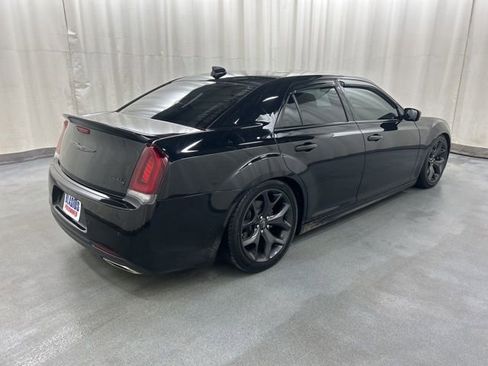 Used 2023 Chrysler 300 S w/ Comfort Group image 6