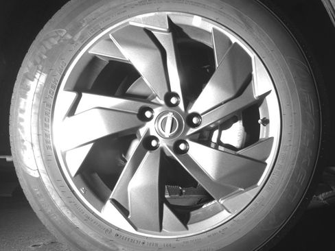 Used 2025 Nissan Rogue SV FWD image 13