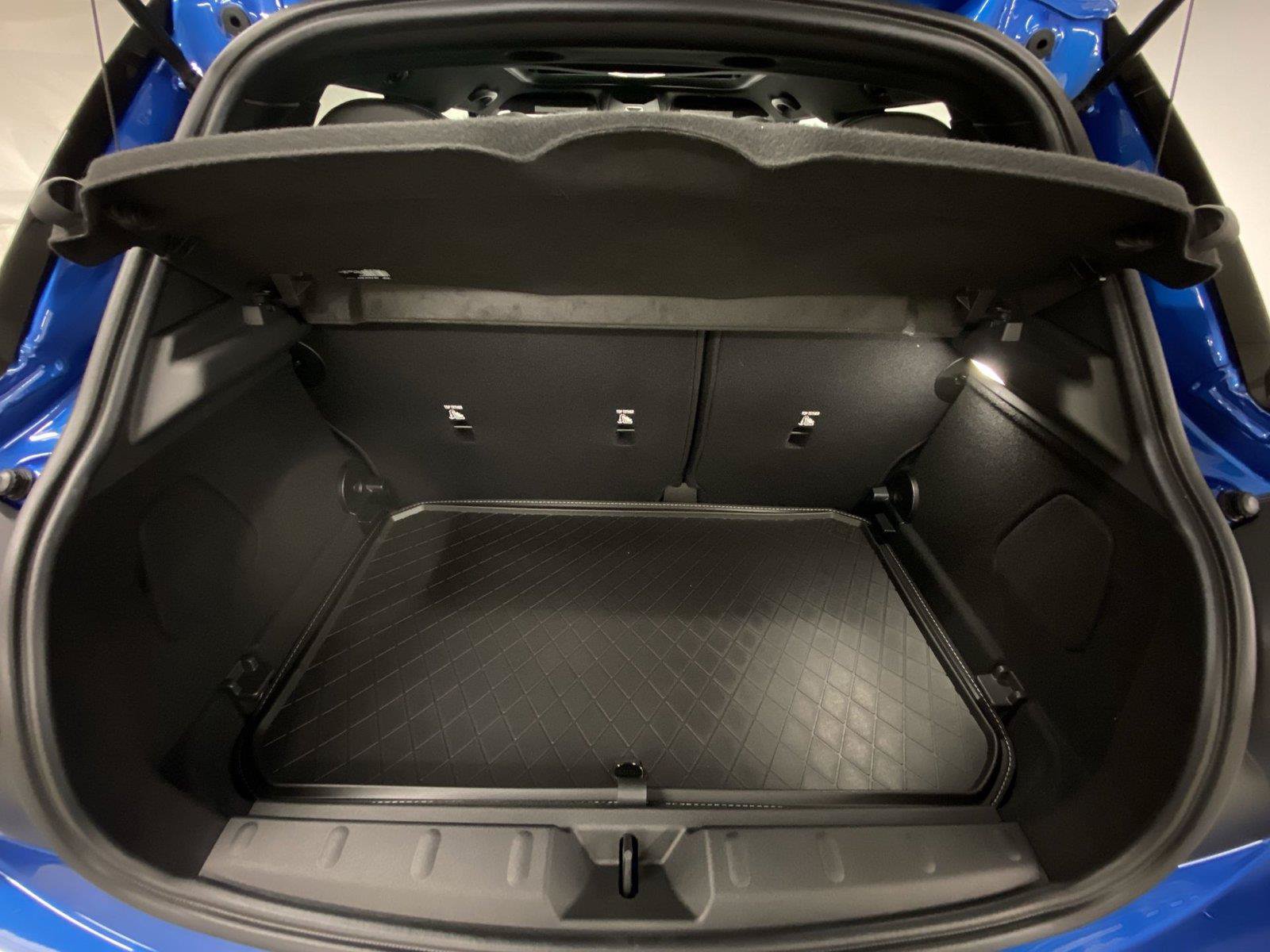 New 2026 MINI Cooper 4-Door Hardtop FWD image 25