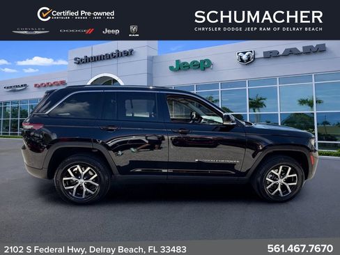 Certified 2024 Jeep Grand Cherokee Limited AWD/4WD image 8
