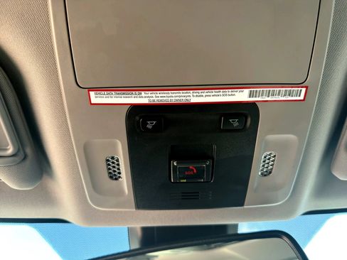 Used 2020 Toyota Camry LE w/ Convenience Package FWD image 25