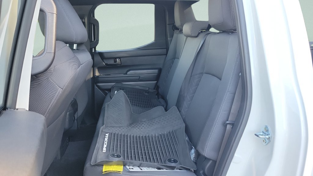 Used 2026 Toyota Tacoma SR w/ SR Upgrade Package AWD/4WD image 10