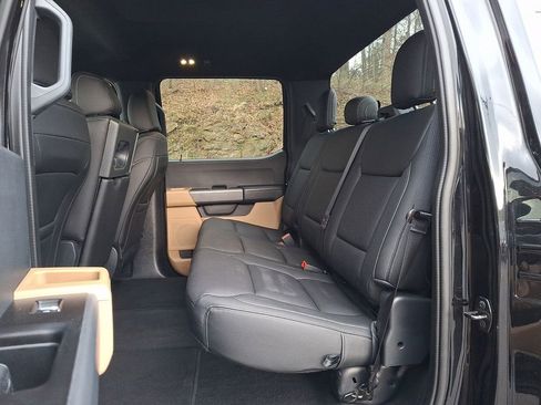 Used 2023 Ford F150 XLT AWD/4WD image 10
