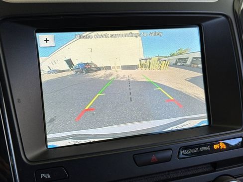 Used 2017 Ford Explorer XLT w/ Equipment Group 202A image 27