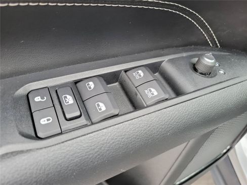 Used 2022 Jeep Compass Latitude w/ Convenience Group AWD/4WD image 22