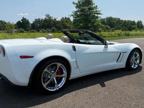 Used 2012 Chevrolet Corvette Grand Sport w/ 2LT Preferred Equipment Group RWD image 6