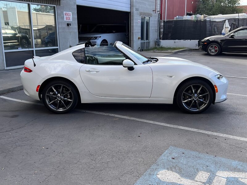 Used 2018 MAZDA MX-5 Miata RF Grand Touring RWD image 11