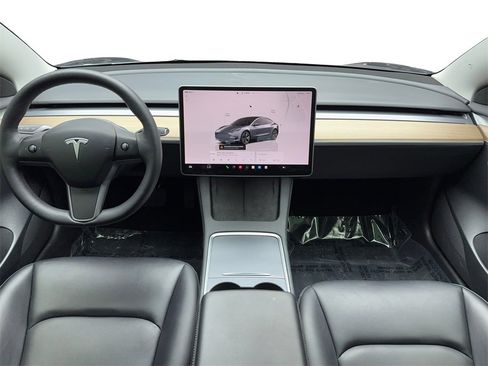Used 2023 Tesla Model 3 Standard Range image 14