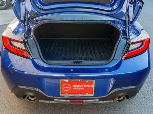 Used 2025 Toyota GR86 Premium image 8