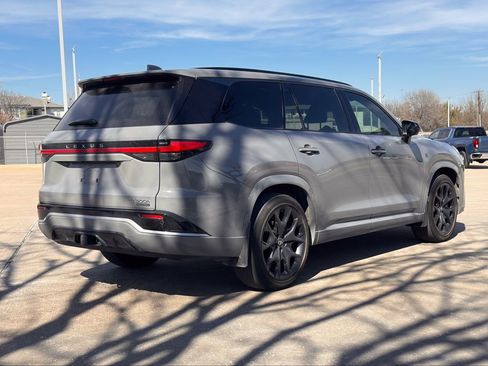 Used 2024 Lexus TX 500h AWD w/ Technology Package image 4