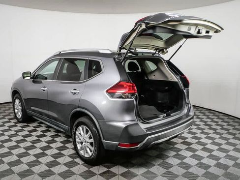 Used 2017 Nissan Rogue SV AWD/4WD image 31