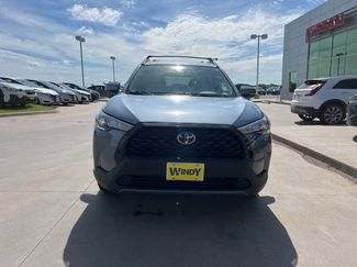 Used 2024 Toyota Corolla Cross LE video 2