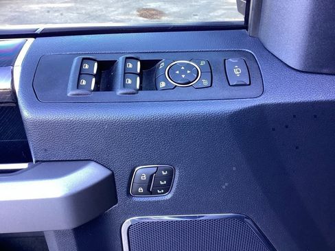 Used 2022 Ford F250 Platinum w/ FX4 Off-Road Package image 64