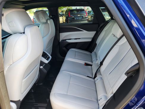 New 2025 Cadillac Lyriq Sport w/ LPO, Floor Liner Package RWD image 18