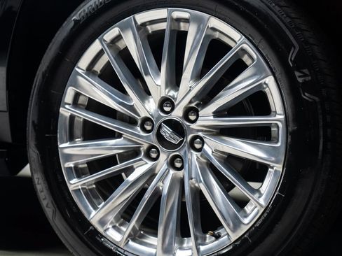 Used 2025 Cadillac Escalade ESV Premium Luxury RWD image 10