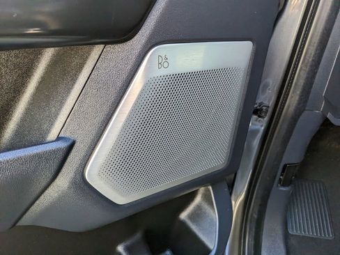 Used 2024 Ford F350 Platinum w/ FX4 Off-Road Package image 16