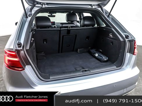 Used 2018 Audi A3 e-tron Prestige w/ Prestige Package image 22