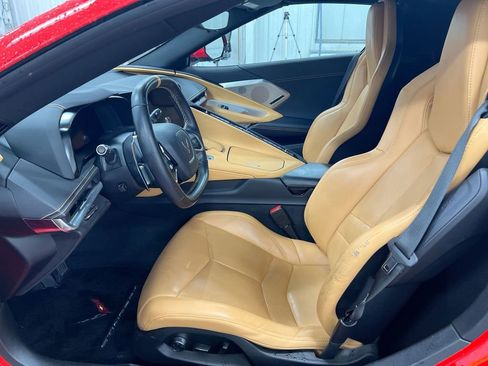 Used 2021 Chevrolet Corvette Stingray Preferred Cpe w/ Z51 Performance Package RWD image 19