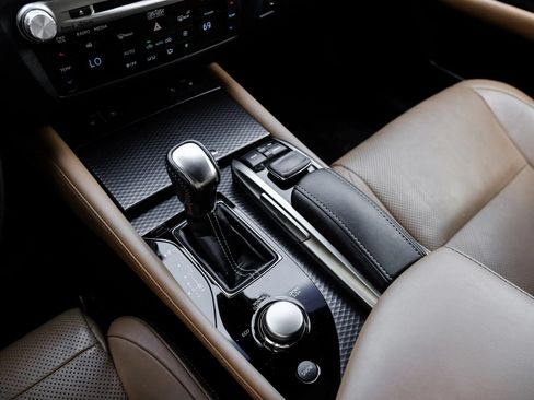 Used 2018 Lexus GS 350 F Sport RWD image 28