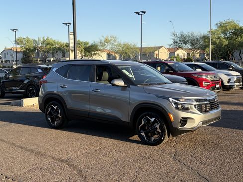New 2026 Kia Seltos EX FWD image 33